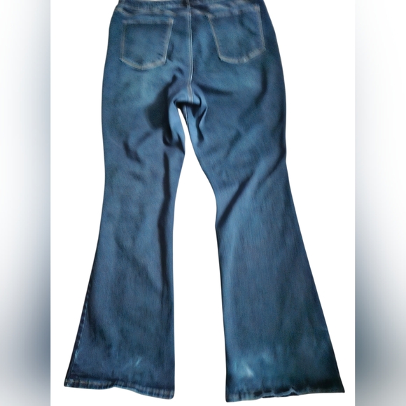 Sofia Jeans by Sofia Vergara, Amaya, Size 22 - Picture 2 of 8